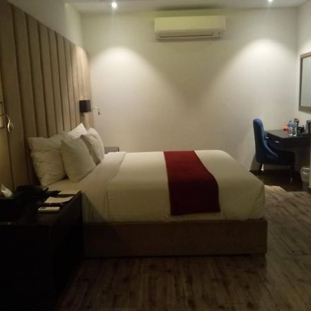 Grand Ittehad Boutique Hotel Lahore Exterior photo